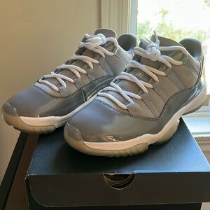 Jordan 11 low ‘Cool Grey’ size 10.5 like new!